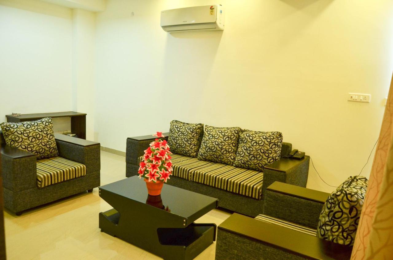 Hotel Ambai Grand Ambasamudram Экстерьер фото