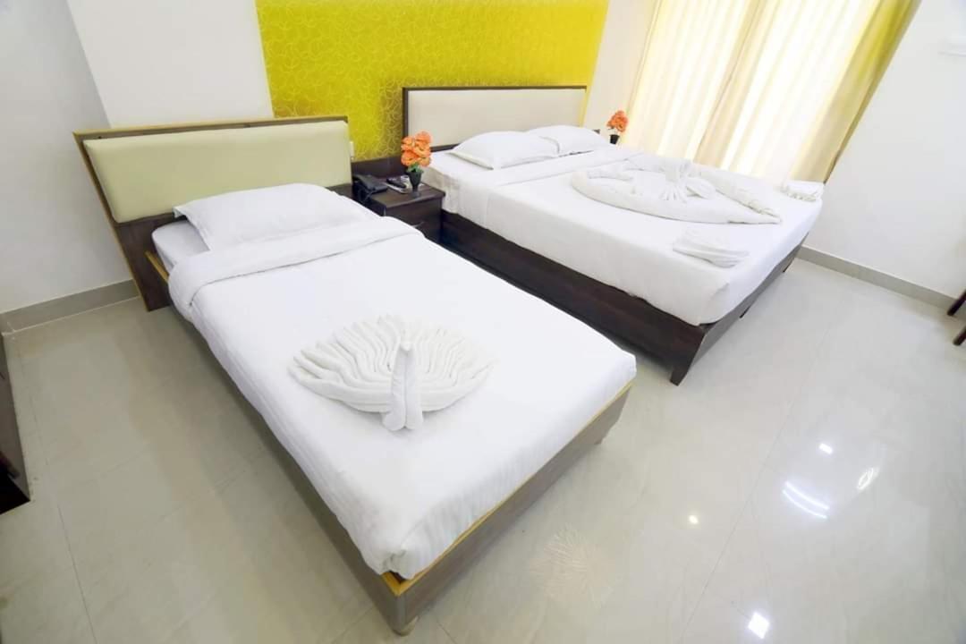 Hotel Ambai Grand Ambasamudram Экстерьер фото